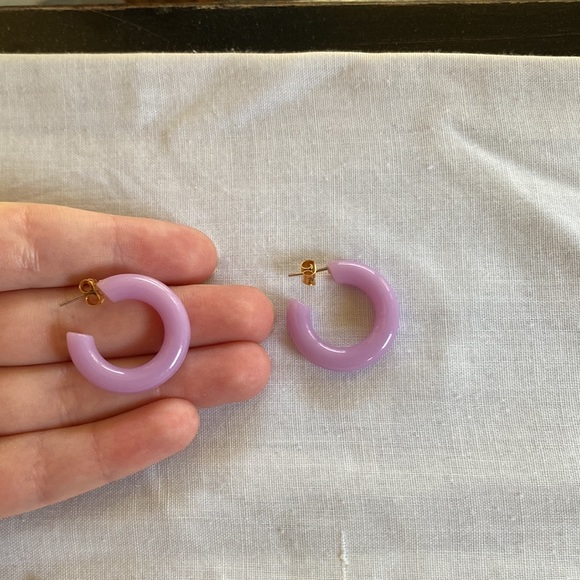 🌸purple chunky hoop earrings - Picture 2 of 3